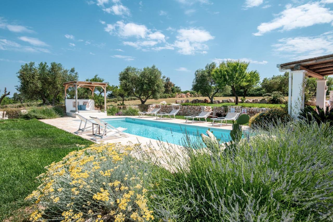 Trulli Gianpaolo - Luxury Villa Остуни Екстериор снимка