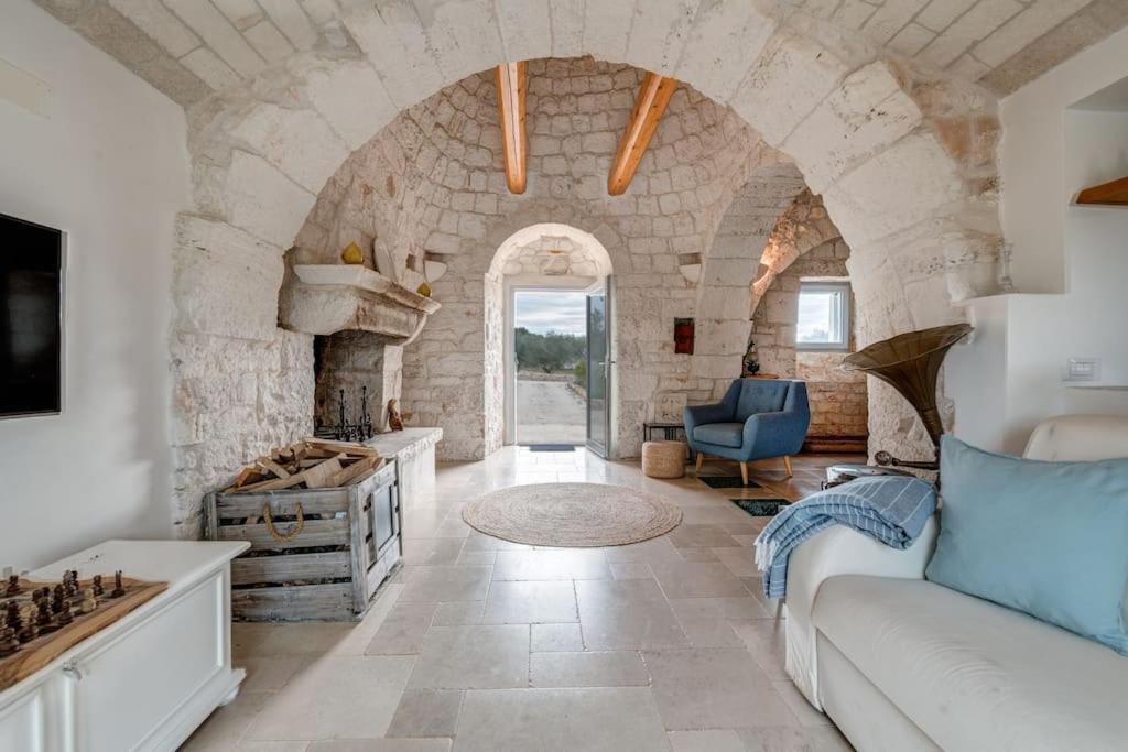 Trulli Gianpaolo - Luxury Villa Остуни Екстериор снимка