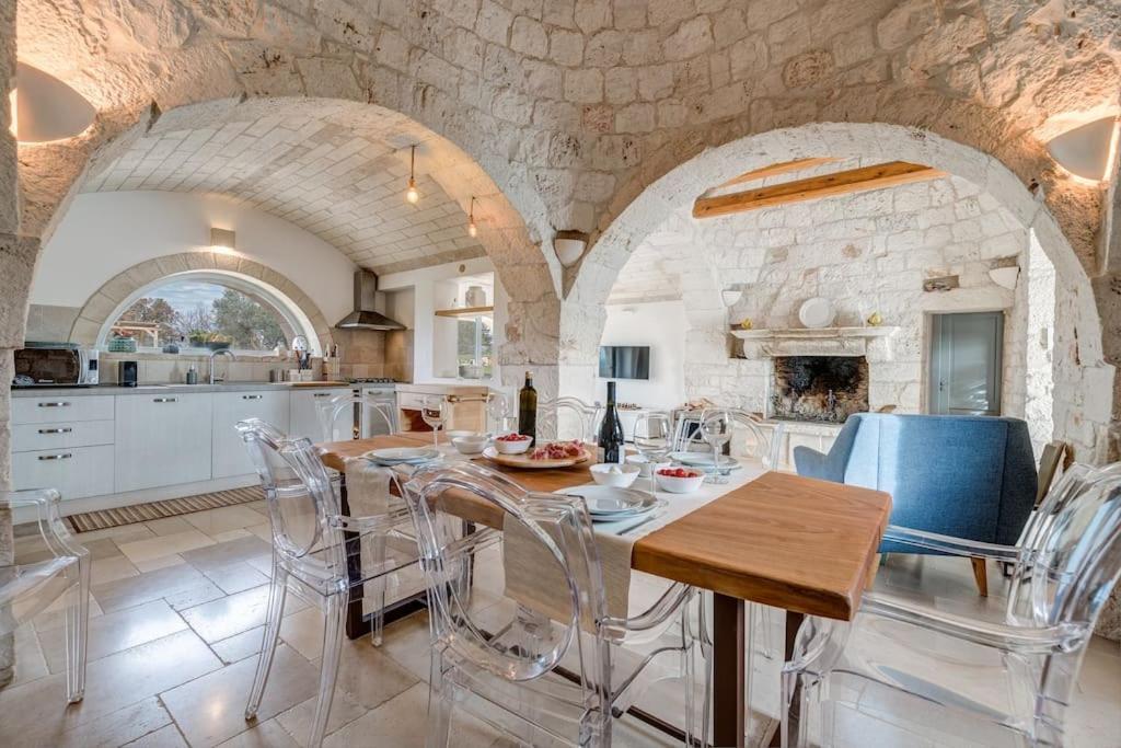Trulli Gianpaolo - Luxury Villa Остуни Екстериор снимка