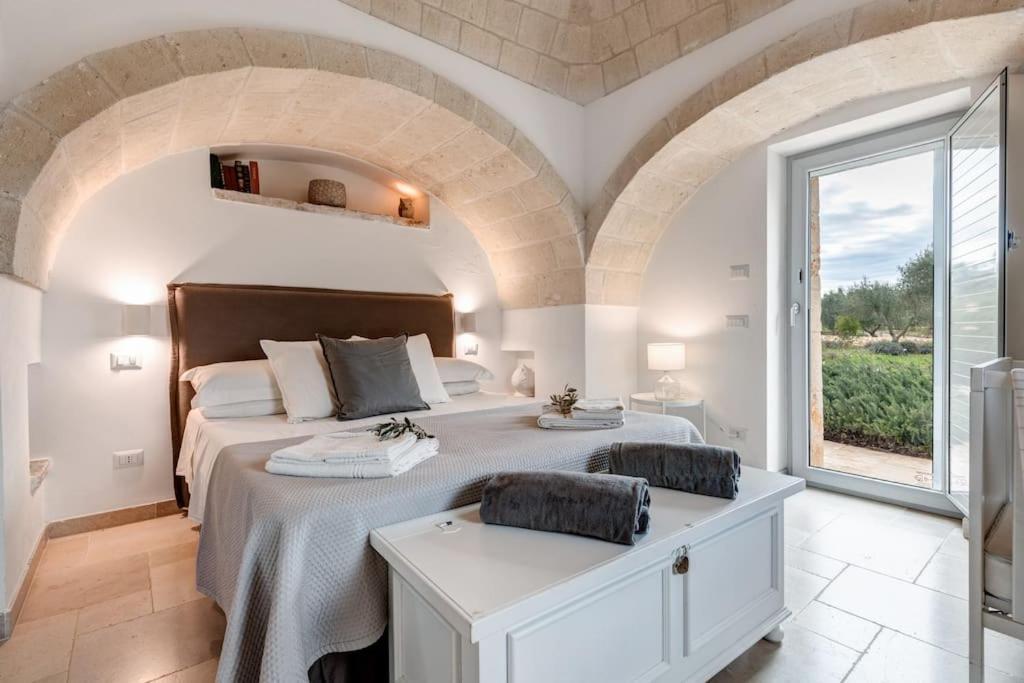 Trulli Gianpaolo - Luxury Villa Остуни Екстериор снимка